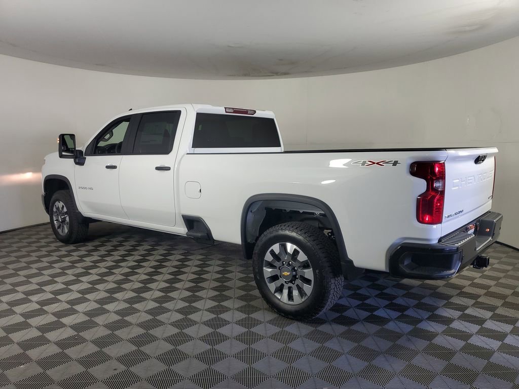 New 2026 Summit White Chevrolet Custom image 6