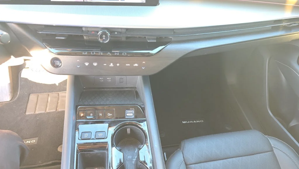 Used 2025 Gray Nissan Platinum image 20