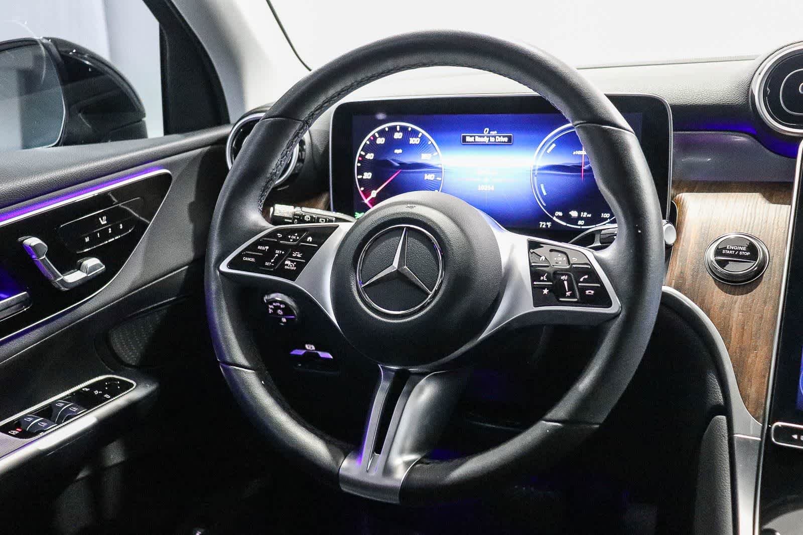 Used 2025  Mercedes-Benz GLC 350e image 15