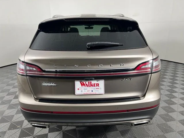 Used 2019 Brown Lincoln Select image 6