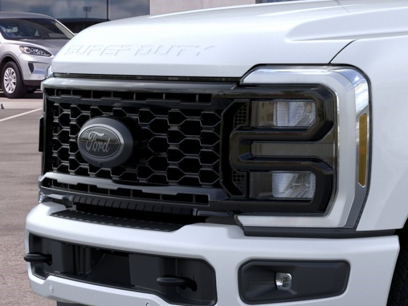 New 2026 Star White Metallic Tri-Coat Ford LARIAT image 18
