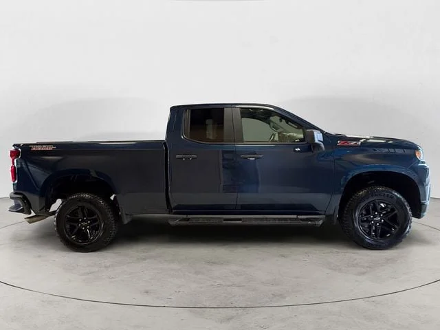 Used 2019 Blue Metallic Chevrolet Custom Trail Boss image 7