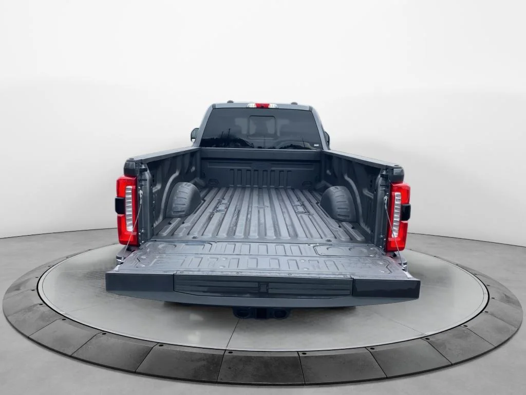 2026 Ford F-350 Super Duty Lariat - Photo 8