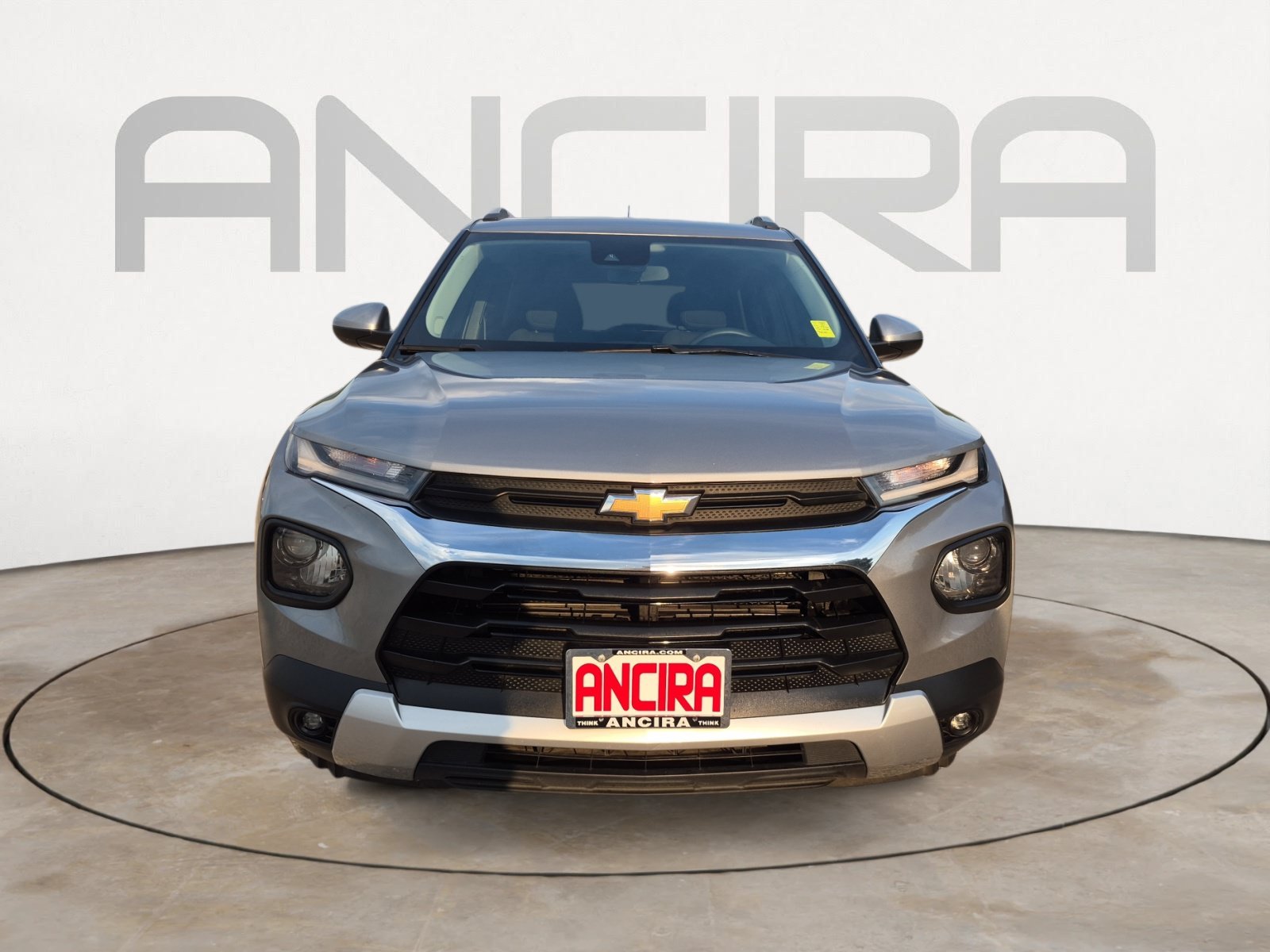 Used 2023 STERLING GRAY METALLIC Chevrolet LT image 4