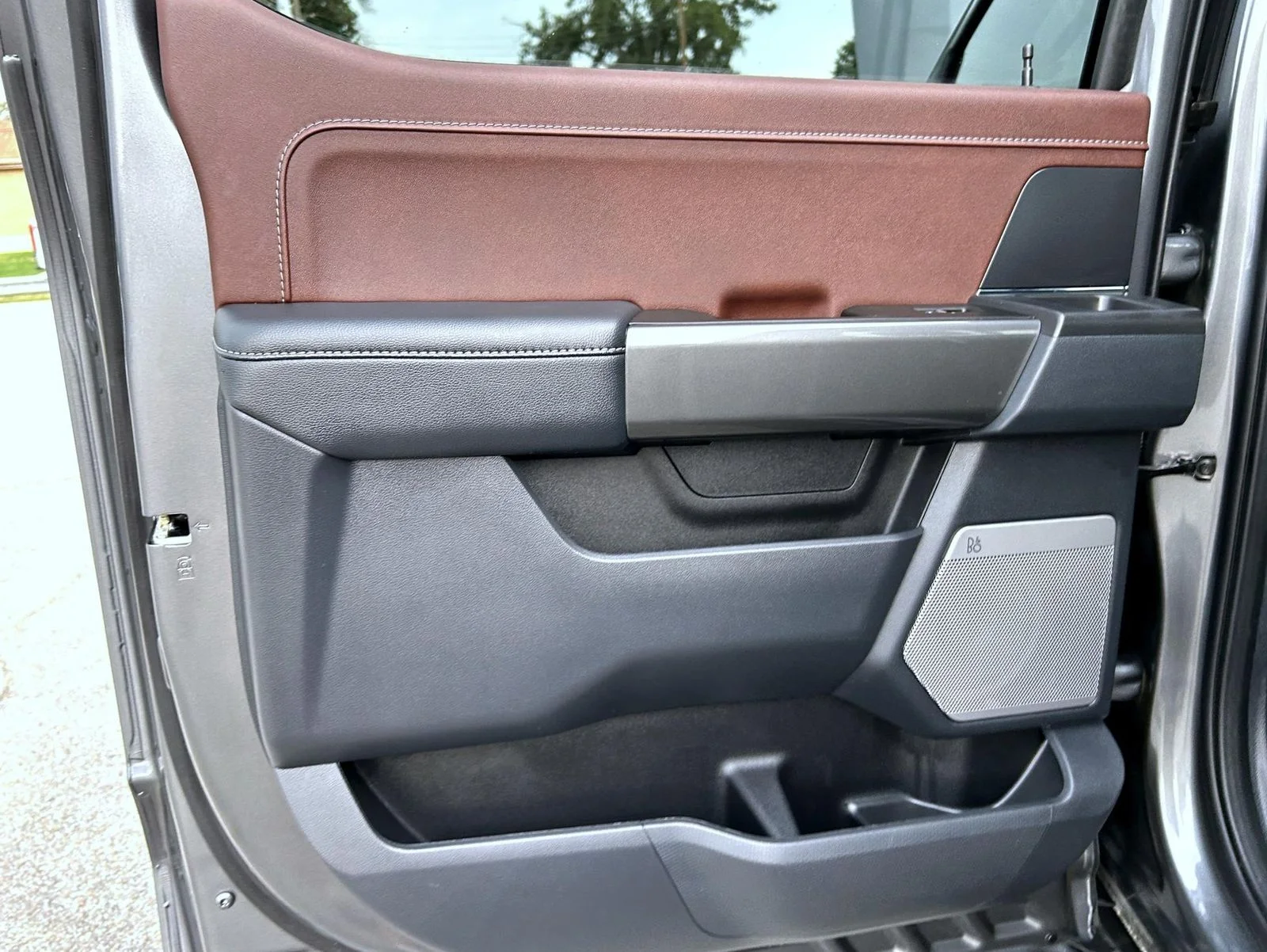 Used 2023 Gray Ford Lariat image 20