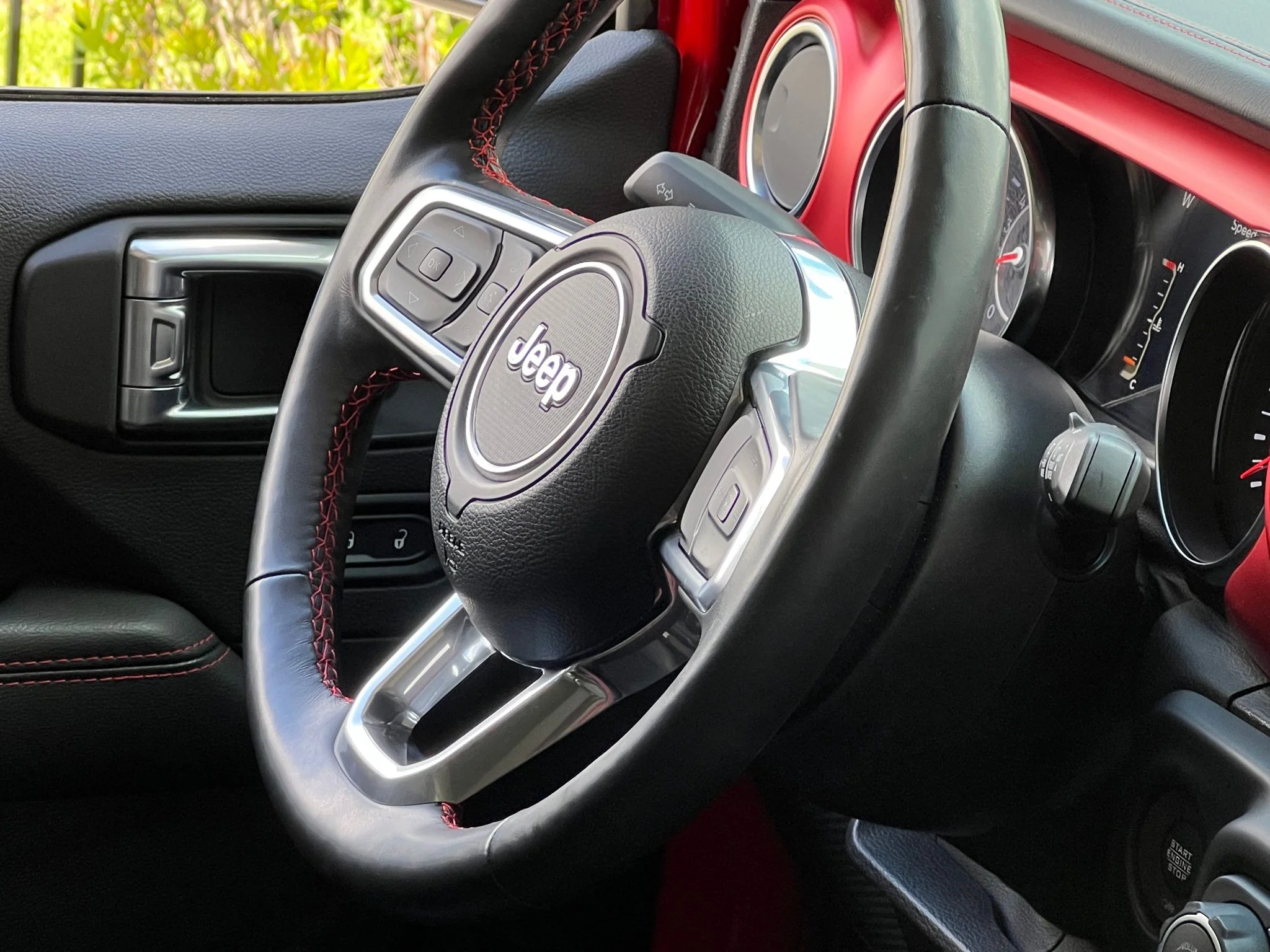 Used 2021 Red Jeep Rubicon image 27