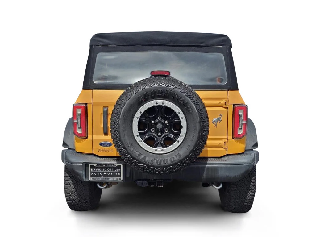 Used 2021 Cyber Orange Met Ford Base image 11