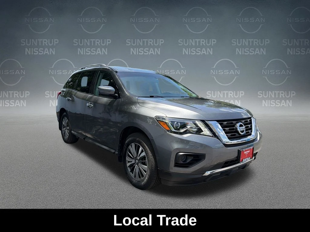 Used 2020 Gray Nissan S image 9