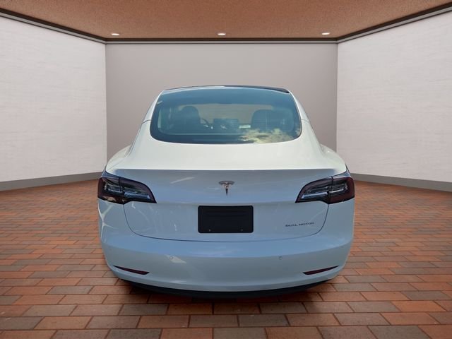Used 2022 Pearl White Multi-Coat Tesla Long Range image 27