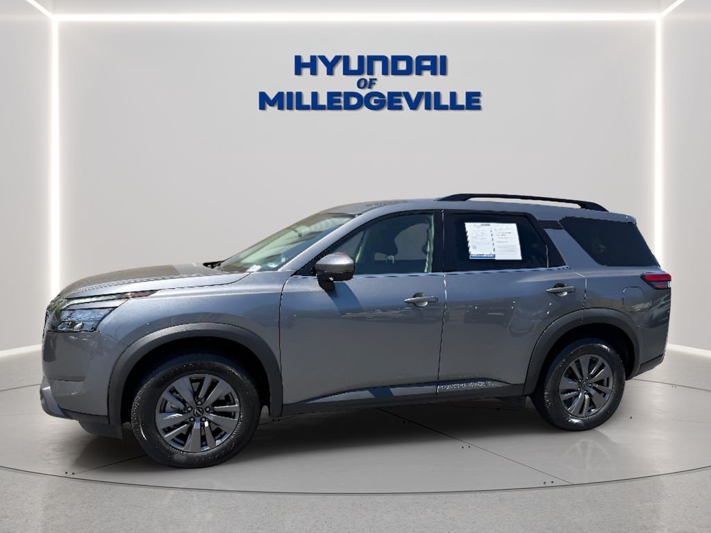 Used 2024 Gun Metallic Nissan SV image 3