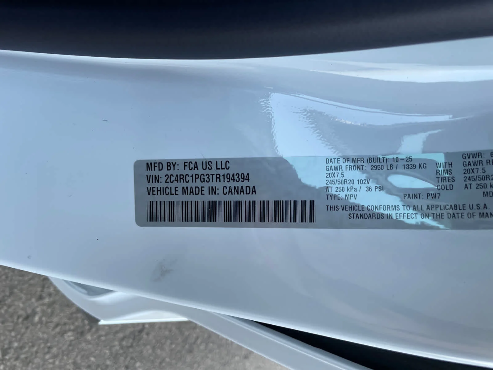 New 2026 Bright White Clearcoat Chrysler Pinnacle image 36