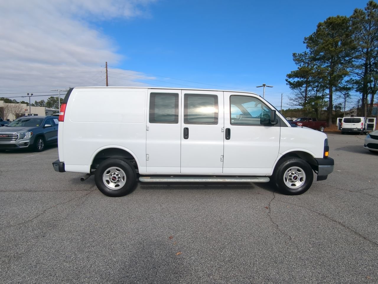 2024 GMC Savana Cargo Work Van - Photo 64