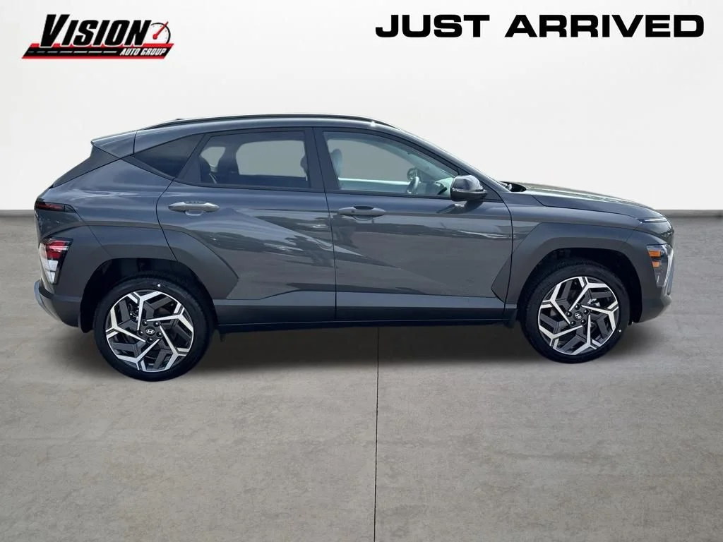 New 2026 Gray Hyundai SEL Premium image 7
