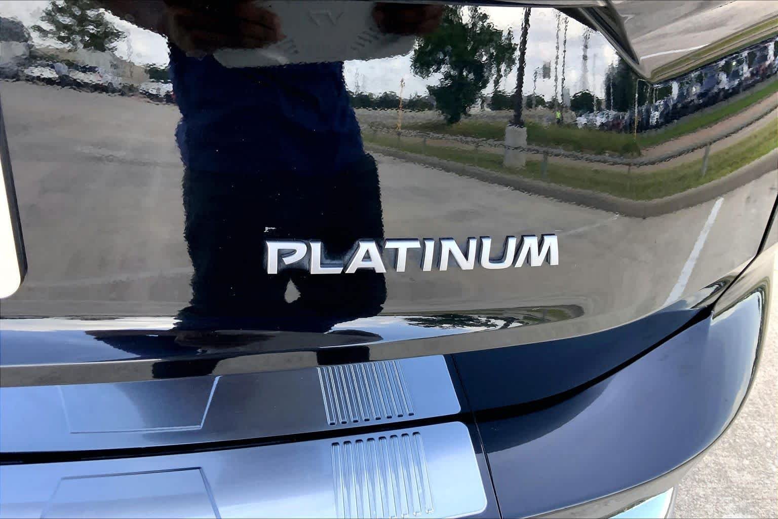 Used 2024 Super Black Nissan Platinum image 10