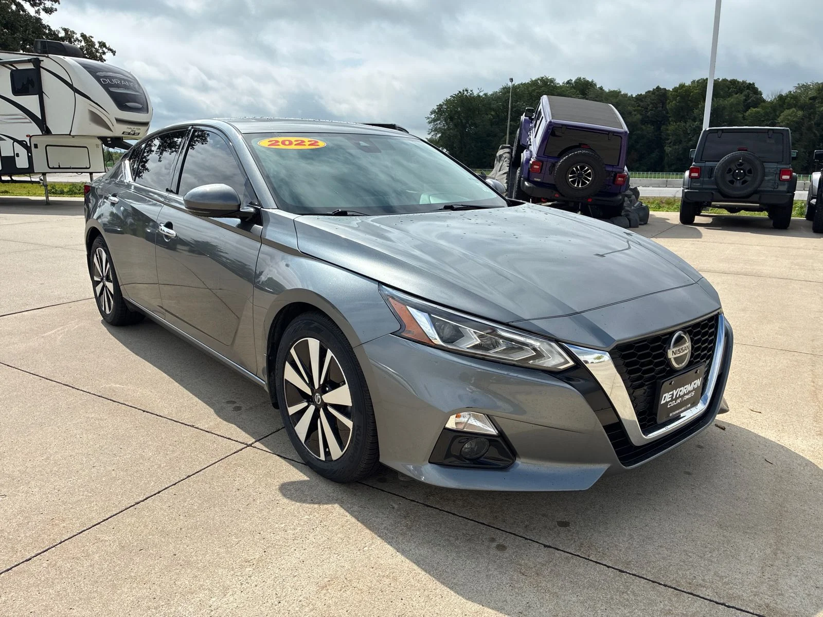 Used 2022 Gray Nissan 2.5 SL image 2