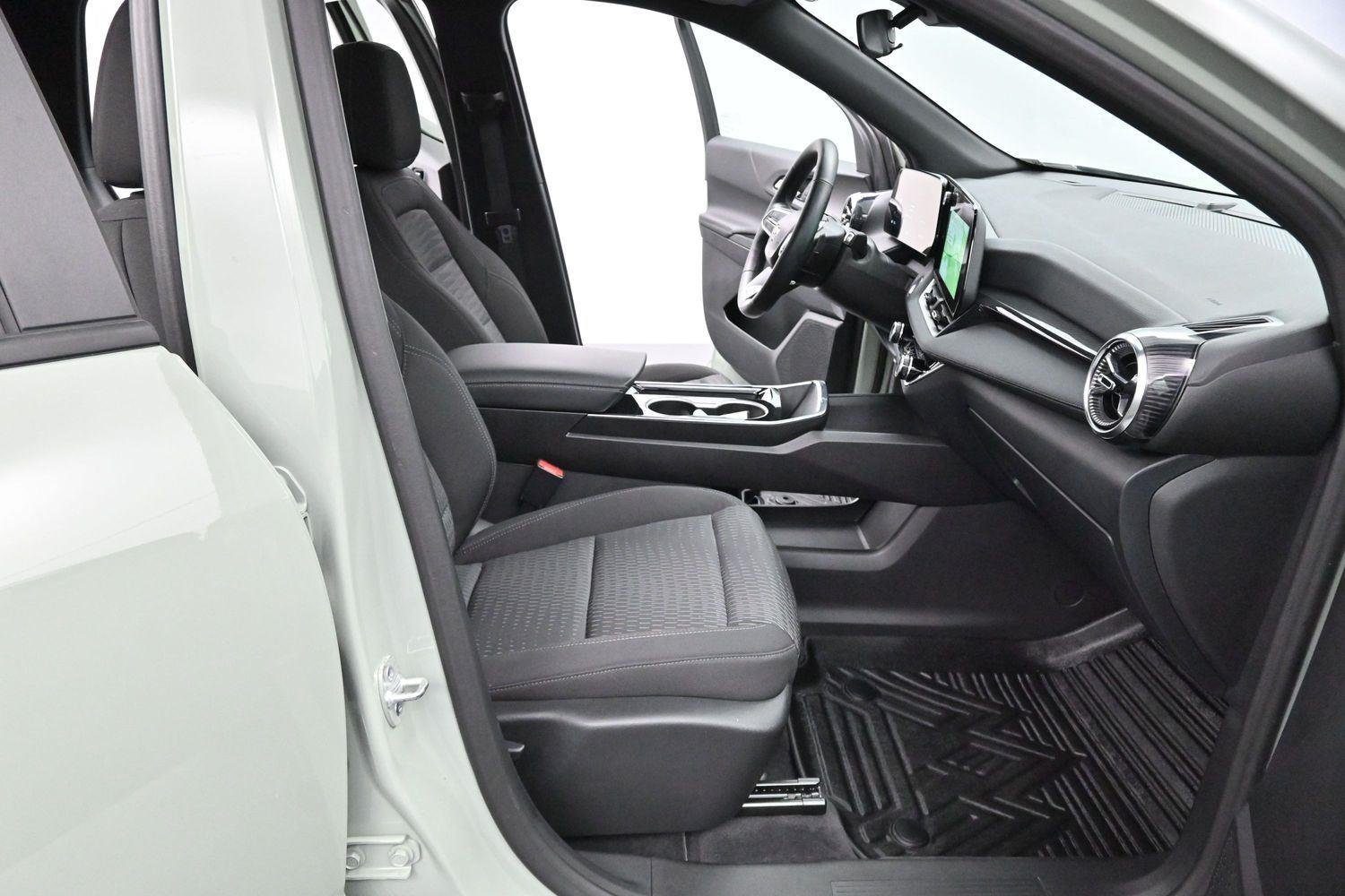 Used 2025 Cacti Green Chevrolet LT image 27