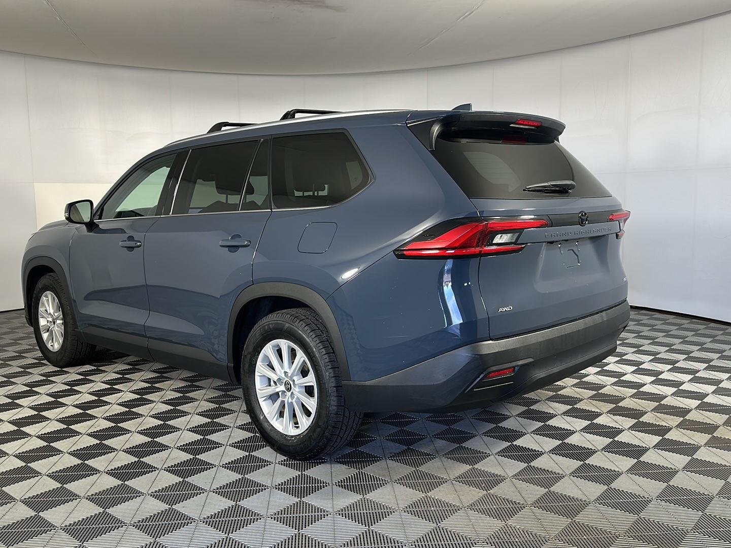 Used 2024 Storm Cloud Toyota XLE image 25