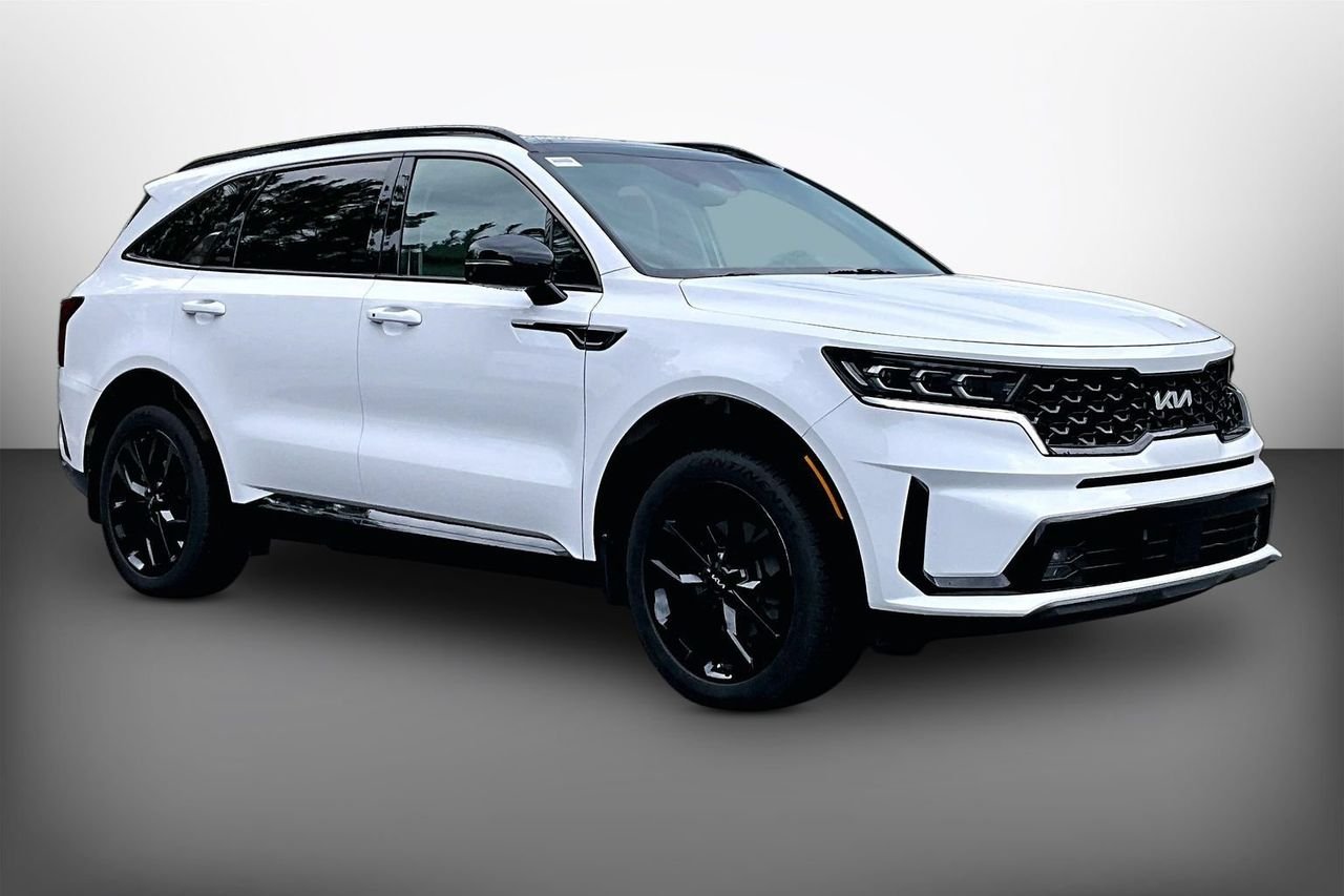 Used 2022 White Kia SX image 1