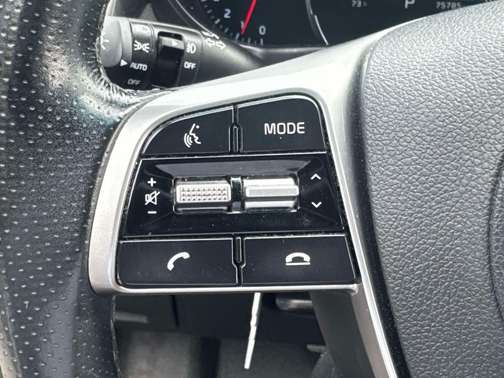 Used 2019 Silver Kia SX Limited image 20