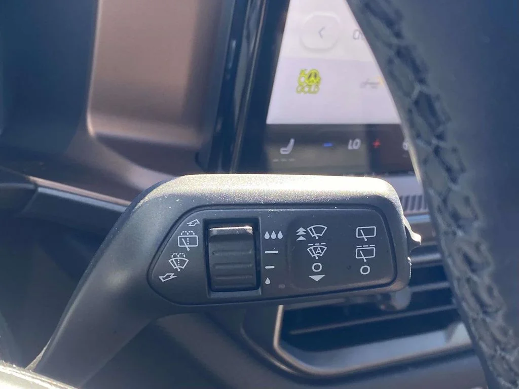 New 2025 Shadow Black Ford Outer Banks® image 28
