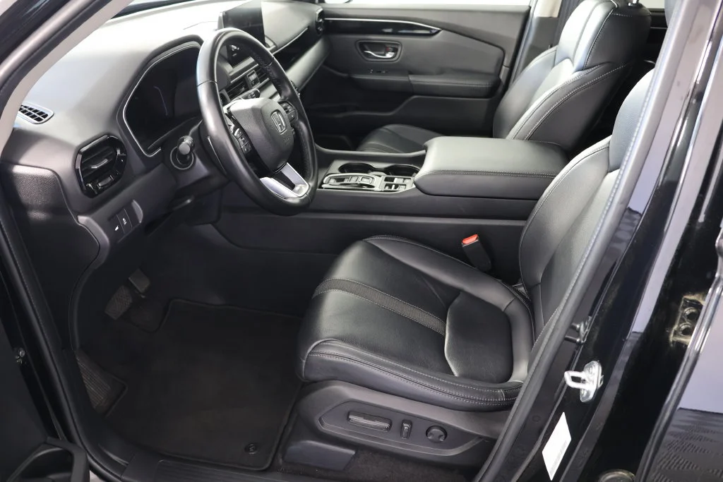 Used 2024 Black Honda EX-L image 19