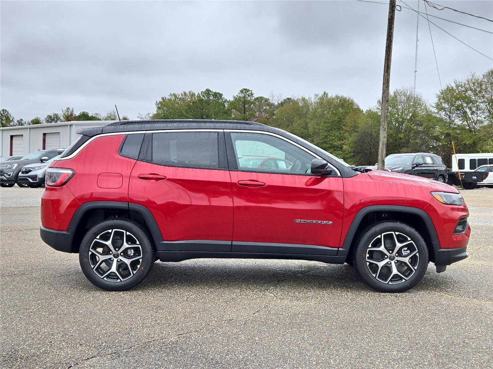 New 2026 Red Hot Pearlcoat Jeep Limited image 5