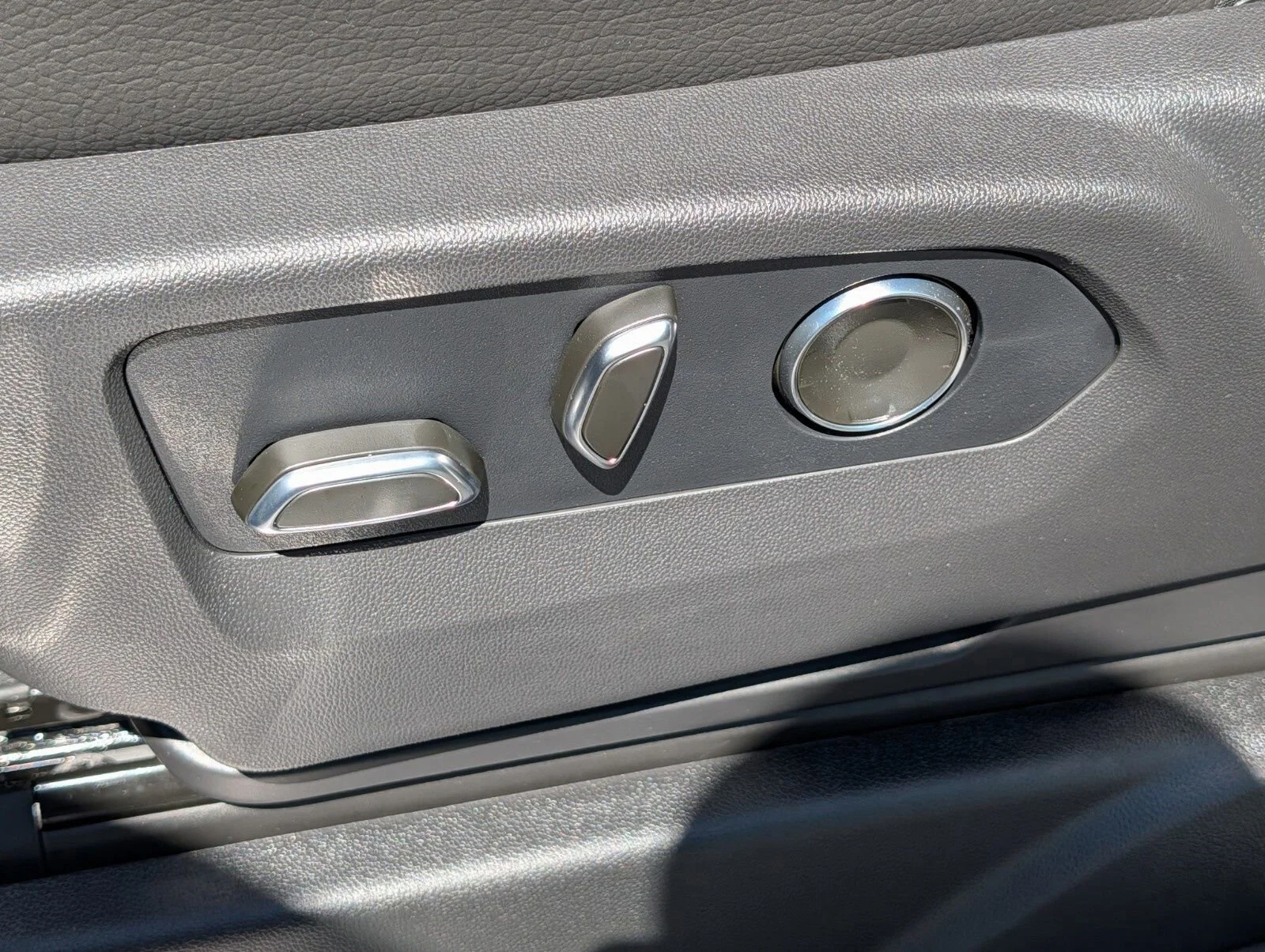 New 2026 Downpour Metallic GMC Denali image 27