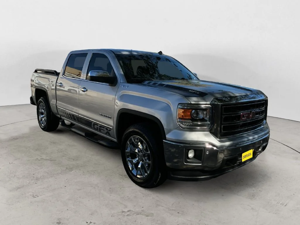 Used 2014 Silver GMC SLT image 3