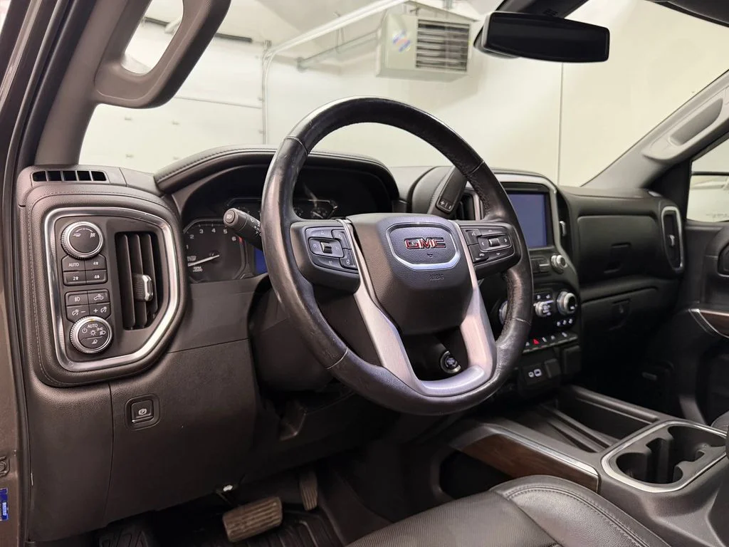 Used 2019 Smokey Quartz Metallic GMC SLT image 4