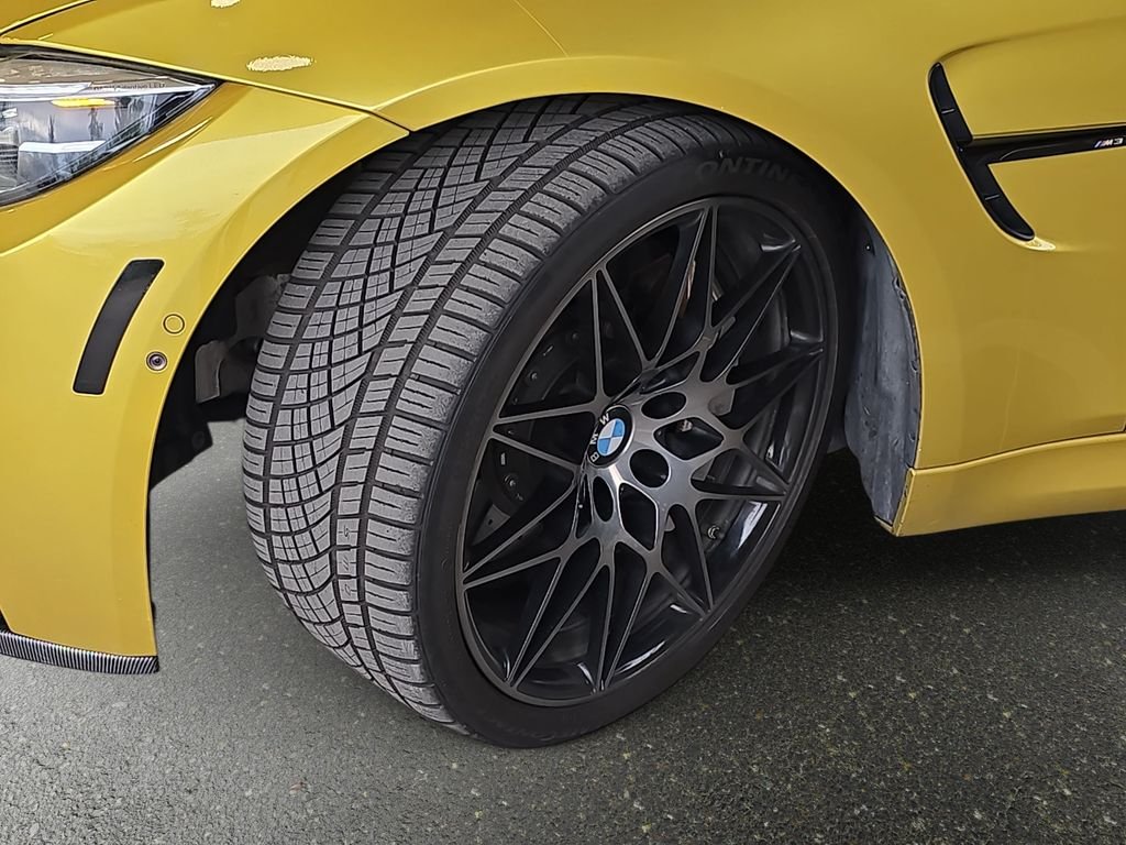 Used 2018 Yellow BMW Base image 34