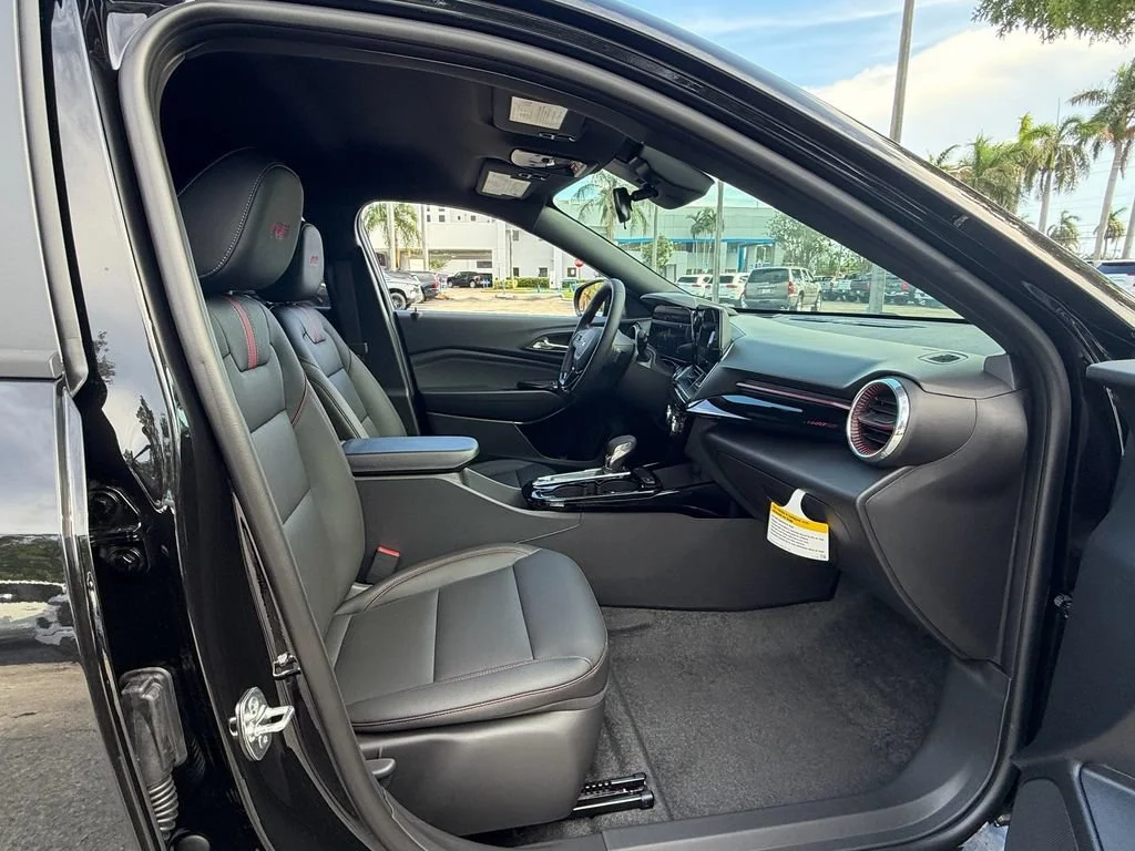 2026 Chevrolet Trax RS - Photo 14