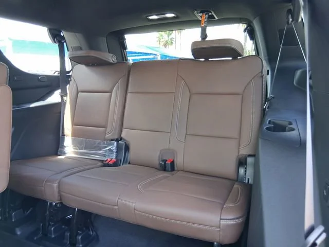 New 2026 Polar White Tricoat Chevrolet High Country image 25
