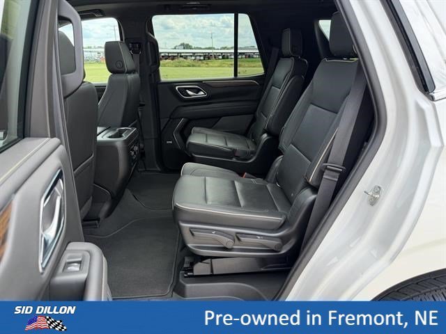 Certified Used 2022 Iridescent Pearl Tricoat Chevrolet Premier image 9