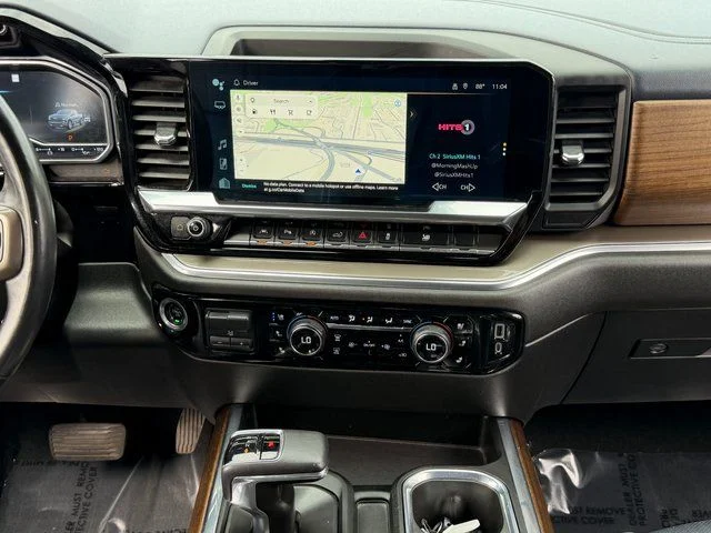 Used 2022 Glacier Blue Metallic Chevrolet High Country image 21