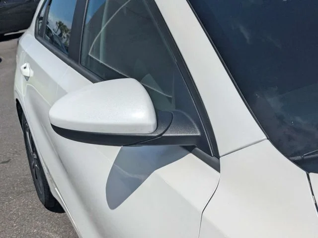 Used 2024 White Kia LXS image 10