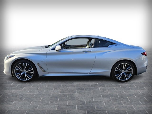 2018 Infiniti Q60 3.0t Luxe photo 4