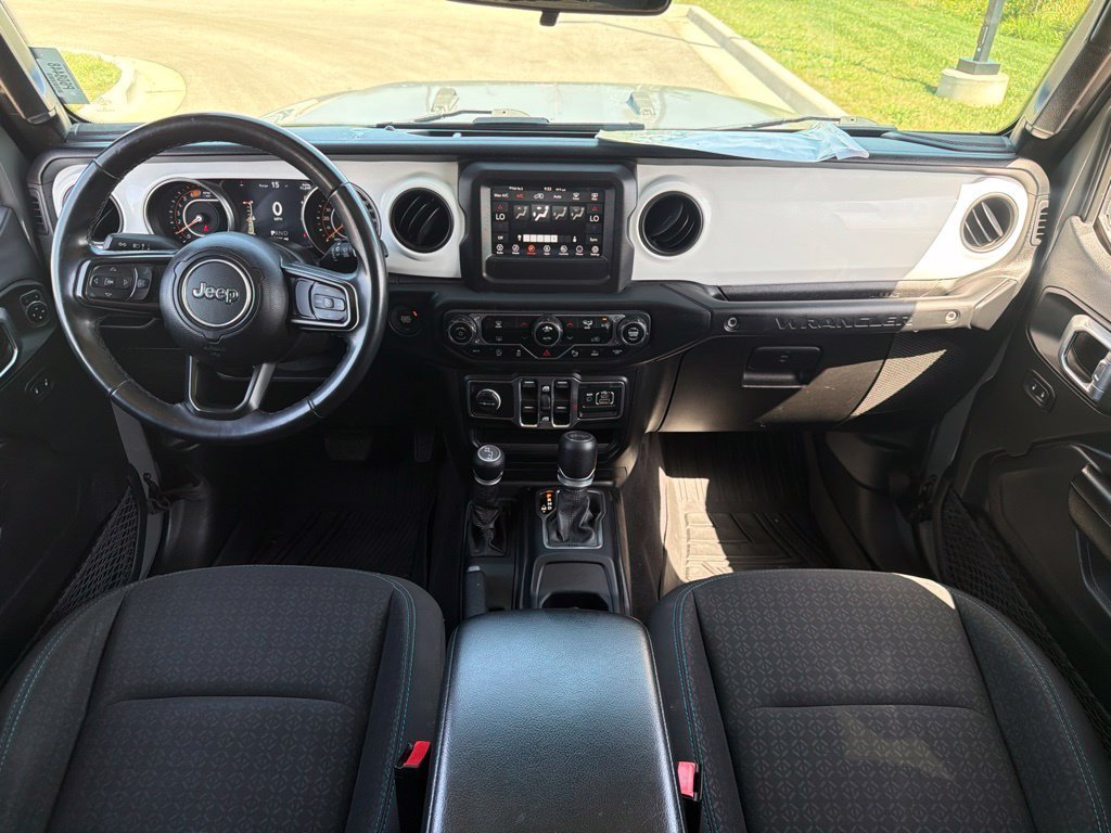 Used 2021 Gray Jeep Unlimited Sport image 14