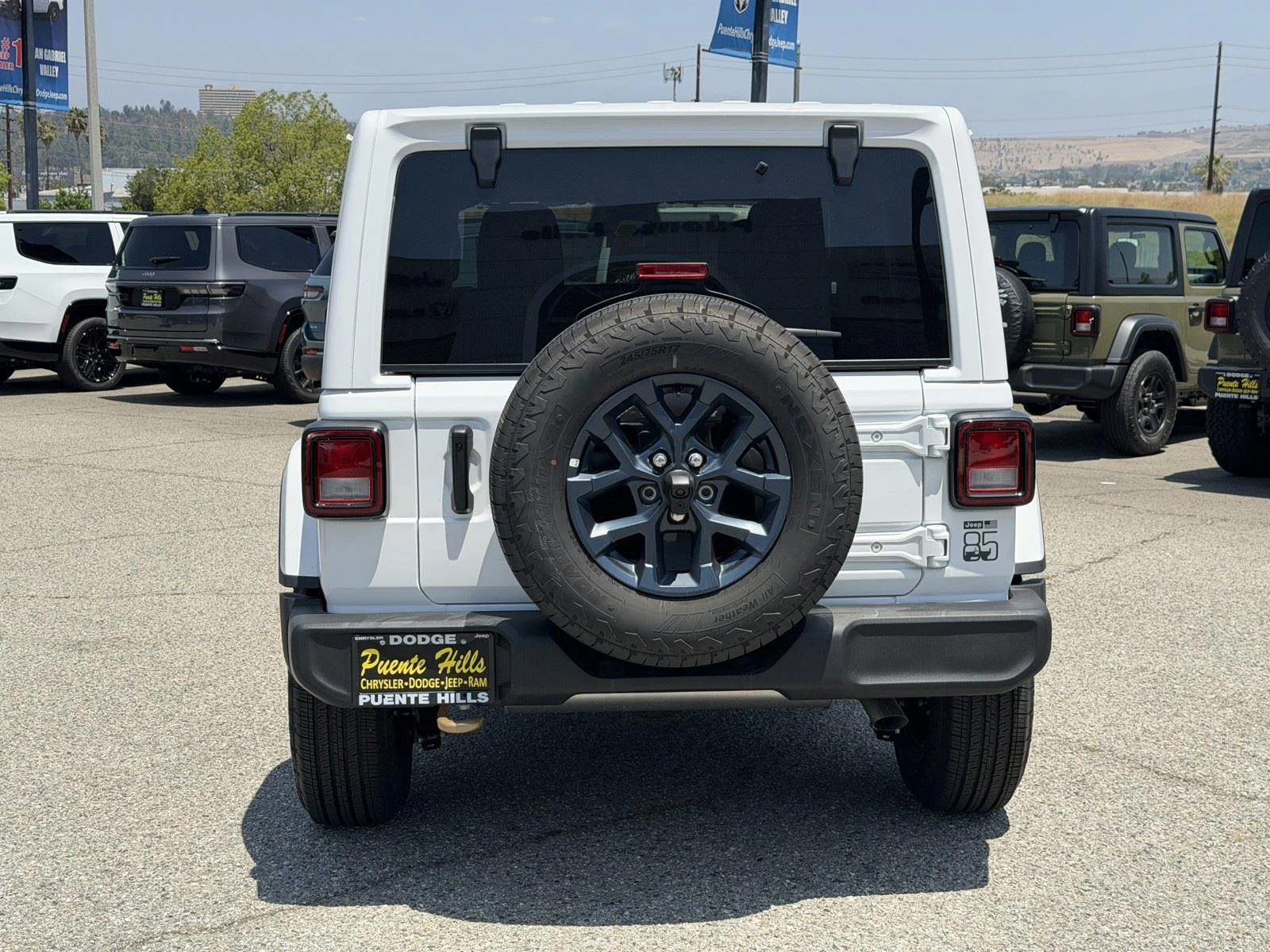 New 2026 Bright White Clear-Coat Exterior Paint Jeep 85th Anniversary image 5