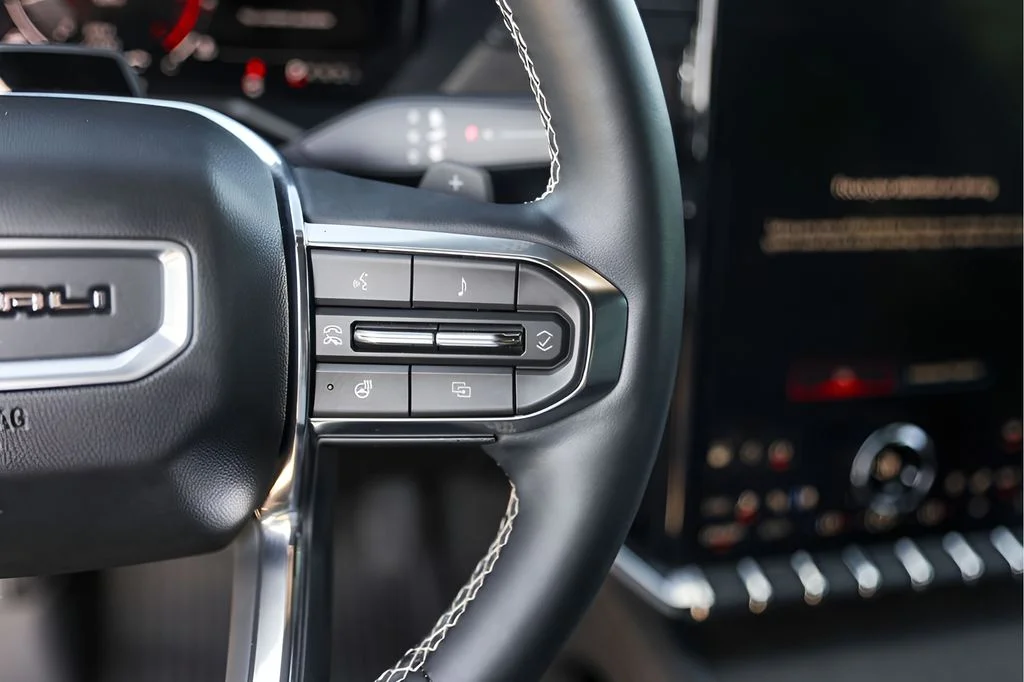 Used 2024 Black GMC Denali image 16