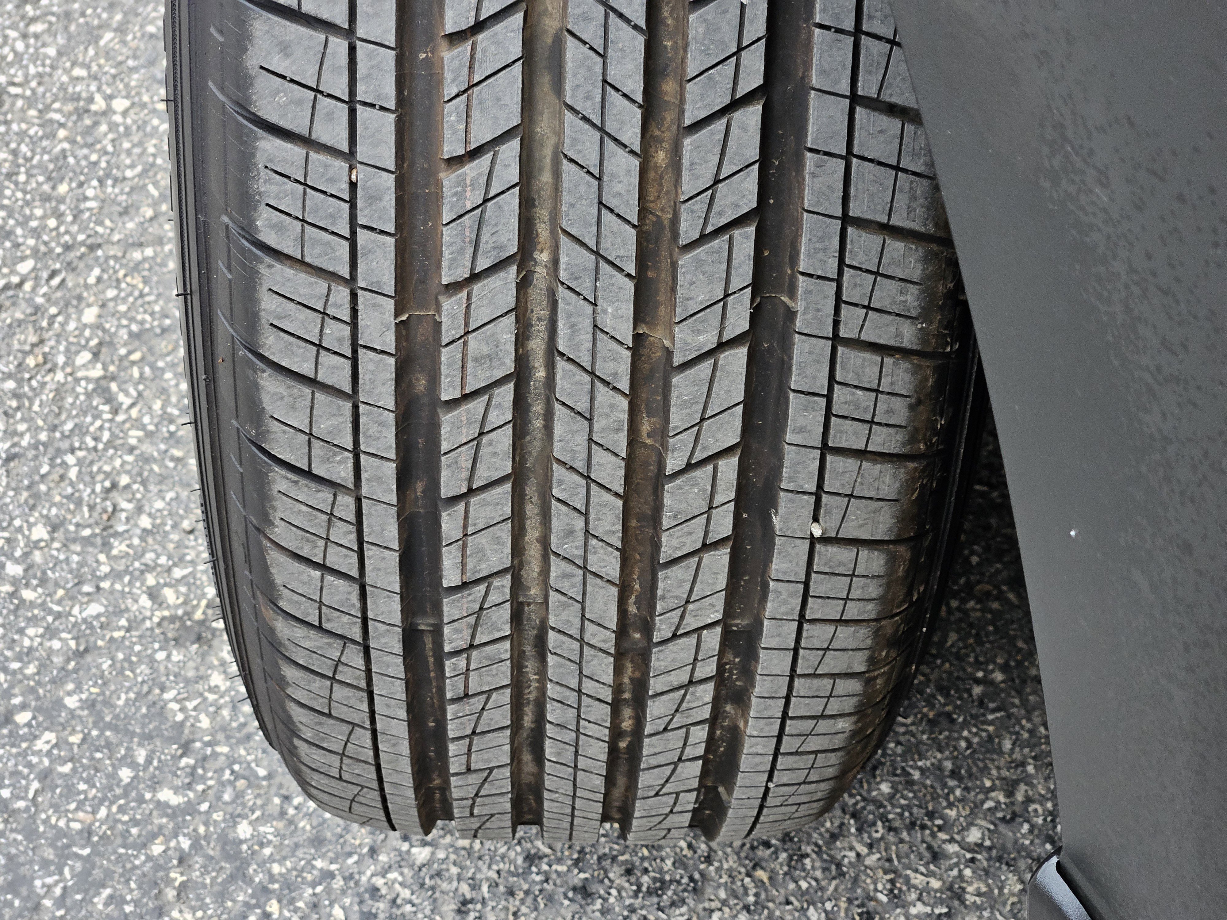 Used 2025  Mazda Preferred image 11