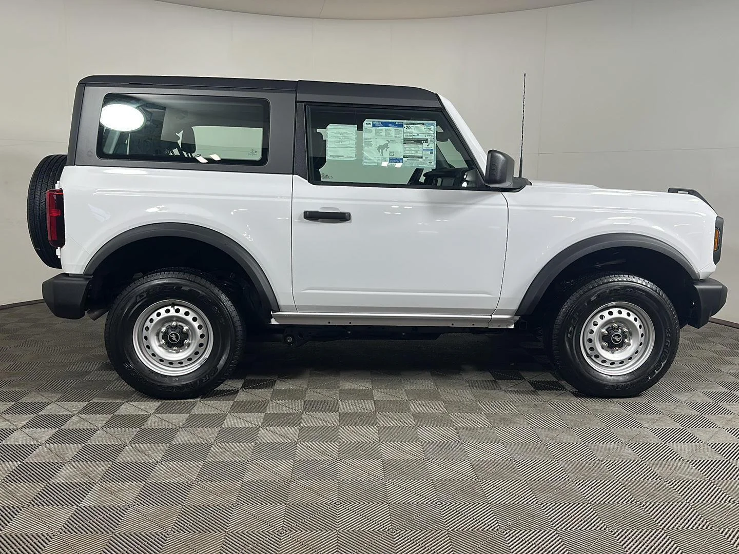 New 2026 Oxford White Ford Base image 11