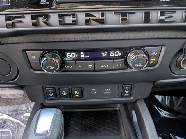 New 2026 Boulder Gray Pearl Nissan Crew Cab SV image 20