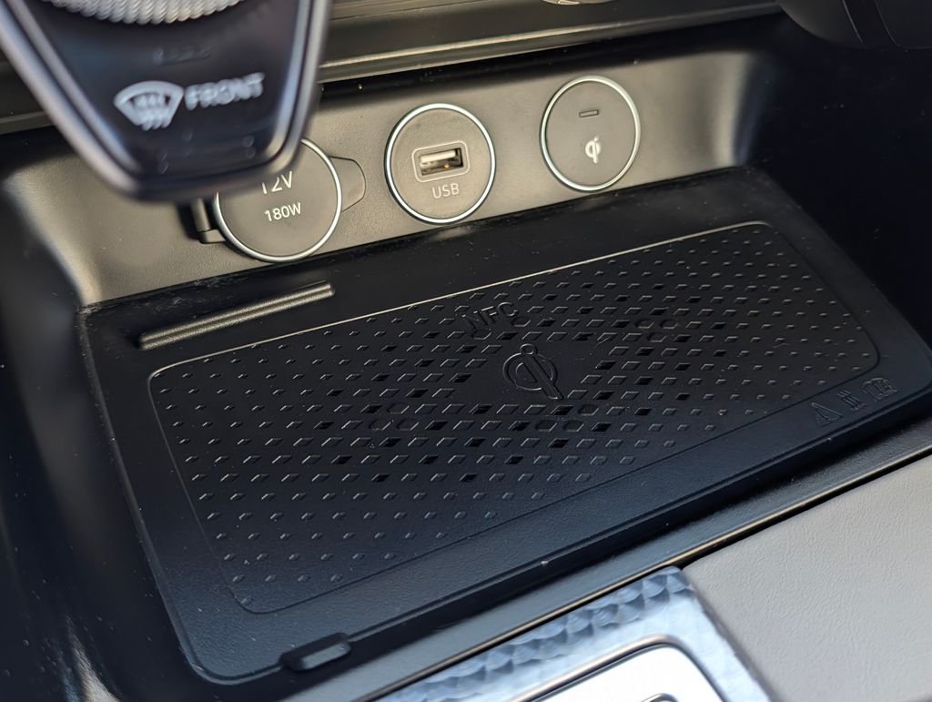 2023 GENESIS G70 Standard - Photo 27