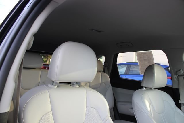 Used 2021 Black Kia S image 33