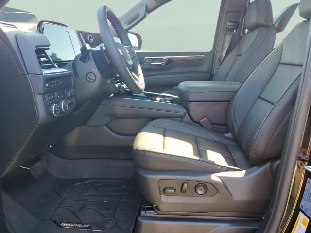 New 2026 Black Chevrolet High Country image 17