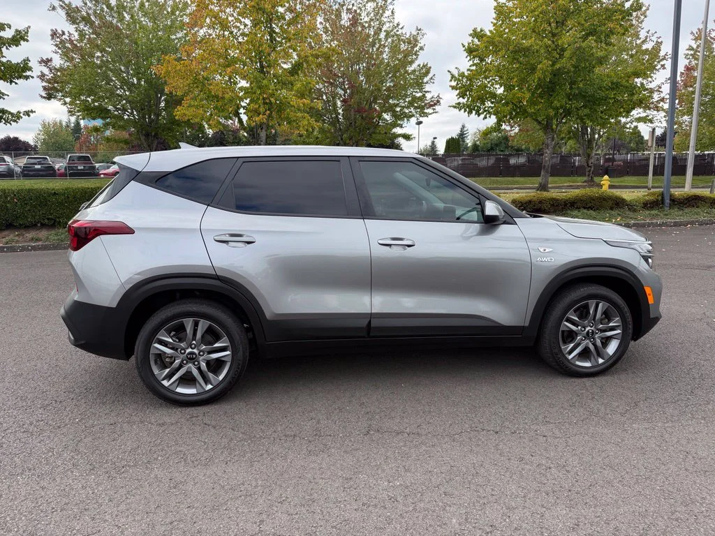 Used 2021 Steel Gray Kia LX image 8