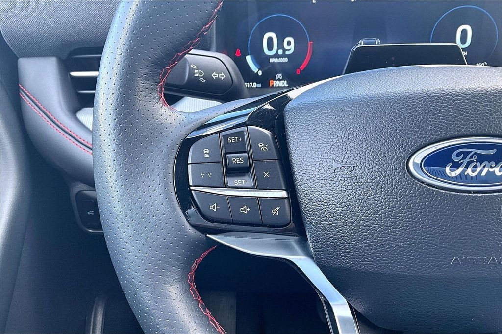 Used 2025 Gray Metallic Ford ST-Line image 17