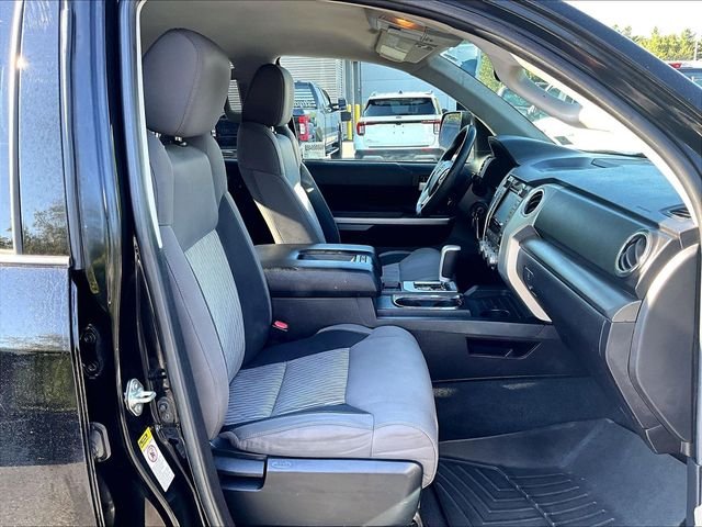 Used 2016 Black Toyota SR5 image 7