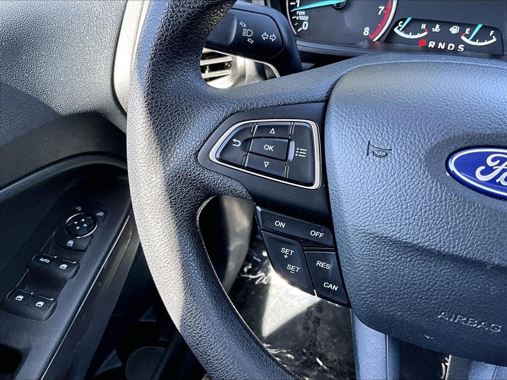 Used 2022 Lightning Blue Metallic Ford SE image 23