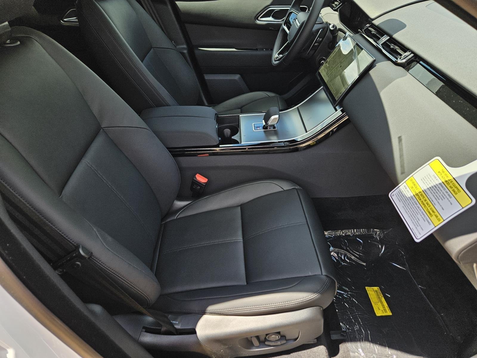 New 2026 Fuji White Land Rover S image 42